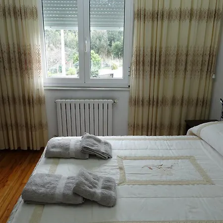 Carballeira House Holiday home *
